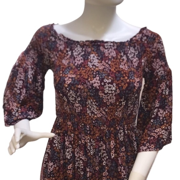 Floral Dress w/ Smocked Bodice / Tulip 3/4 length sleeves - Picture 3 of 16